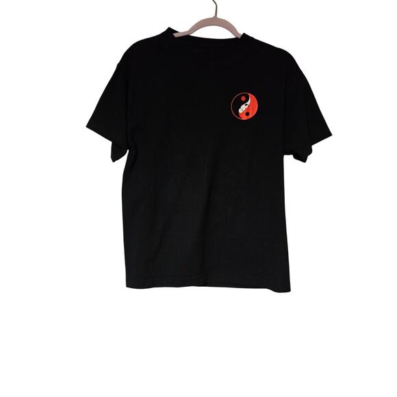 Lurking Class Unisex Sz M Yin Yang Skull Black Red Graphic Tee Punk Goth Skater - Picture 1 of 8